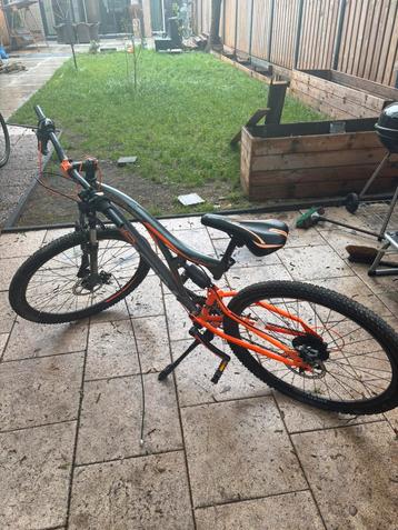 fiets mountainbike beschikbaar voor biedingen