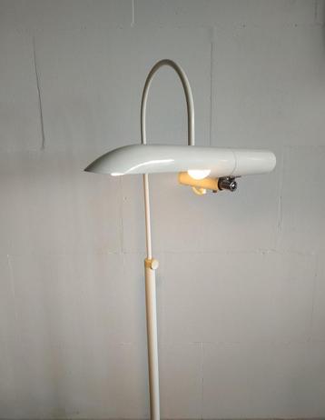 Vintage space age vloerlamp design artemide tallon colombo beschikbaar voor biedingen