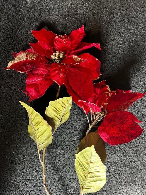 2 x kunstbloemen kerstster, Huis en Inrichting, Woonaccessoires | Kunstplanten en Kunstbloemen, Zo goed als nieuw, Binnen, Ophalen
