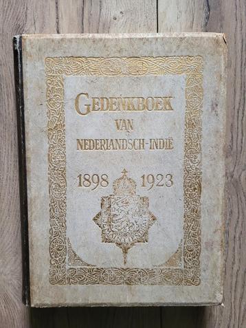 Gedenkboek van Nederlandsch -Indië 1898–1923–Jubileumuitgave beschikbaar voor biedingen