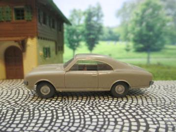 Opel Rekord C Coupé / Commodore A - Olivgrau met bruin int. beschikbaar voor biedingen