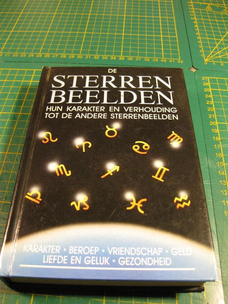 Sterrenbeelden, Boeken, Esoterie en Spiritualiteit, Gelezen, Overige typen, Astrologie, Ophalen of Verzenden