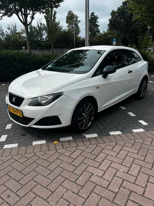 Seat Ibiza 1.2 44KW 3DRS 2011 Wit, Auto's, Seat, Particulier, Ibiza, Benzine, B, Hatchback, Handgeschakeld, Geïmporteerd, Wit