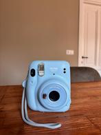 Fujifilm Instax mini 11 sky blue inclusief camera tasje, Audio, Tv en Foto, Fotocamera's Analoog, Ophalen, Zo goed als nieuw, Polaroid