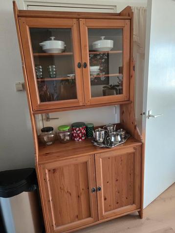 Houten Vitrinekast met Glasdeuren beschikbaar voor biedingen