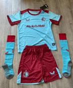 Feyenoord tenue 116, Sport en Fitness, Voetbal, Maat XS of kleiner, Ophalen of Verzenden, Nieuw, Set