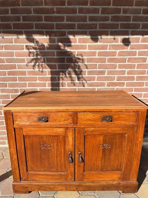Vintage kast, Huis en Inrichting, Kasten | Dressoirs, Gebruikt, 100 tot 150 cm, 50 tot 75 cm, Met lade(s), Met deur(en), Ophalen
