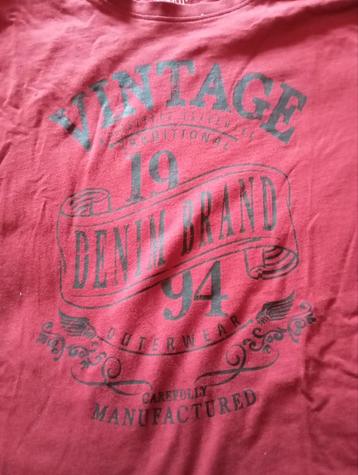 Longsleeve bordeauxrood maat L beschikbaar voor biedingen