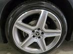 Mercedes-Benz GLA-klasse 180 Business Solution AMG Groot Nav, Auto's, Gebruikt, 4 cilinders, 715 kg, Leder en Stof