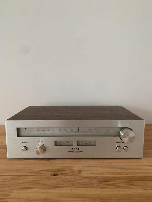 Akai AT-2200 stereo tuner, Audio, Tv en Foto, Tuners, Zo goed als nieuw, Ophalen of Verzenden