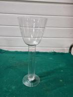 vaas op voet glas, Ophalen of Verzenden, 'T Olde Gre-j, Info@toldegrej.nl, Endepoelstraat 20f Didam