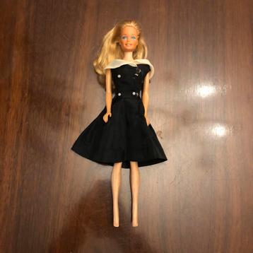 Vintage Mattel Barbie jaren 60 beschikbaar voor biedingen