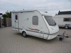 Swift Toscane 410/1 + Mover Voortent Luifel Fietsendrager, Caravans en Kamperen, Caravans, Frans bed, Bedrijf, Treinzit, 4 tot 5 meter