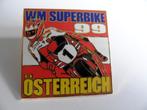 Superbike WK 1999 Oostenrijk motorspeld, geëmailleerd, Merk, Gebruikt, Speldje of Pin, Verzenden