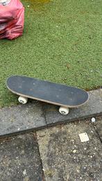 Skatebord €1, Sport en Fitness, Skateboarden, Skateboard, Zo goed als nieuw, Ophalen