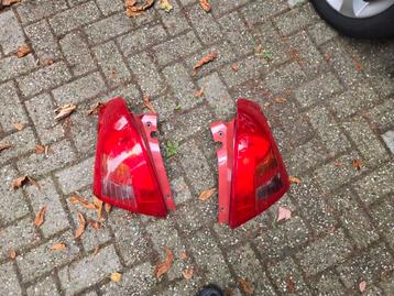 Suzuki Swift Achterlichten Links + Rechts set beschikbaar voor biedingen