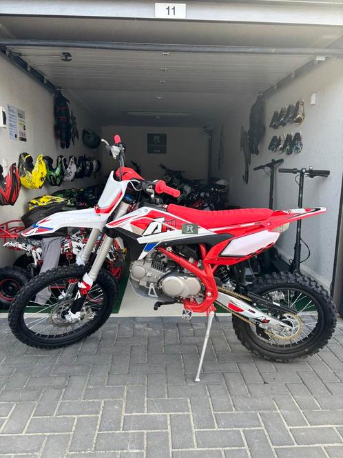 ‼️NIEUW‼️Apollo Thunder Crossmotor 150cc 105km/u 16Pk 4 Gang, Fietsen en Brommers, Brommers | Crossbrommers, Nieuw, Overige merken