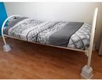 Eenpersoonsbed, metaal, Huis en Inrichting, Slaapkamer | Bedden, Ophalen, 90 cm, Eenpersoons, Wit