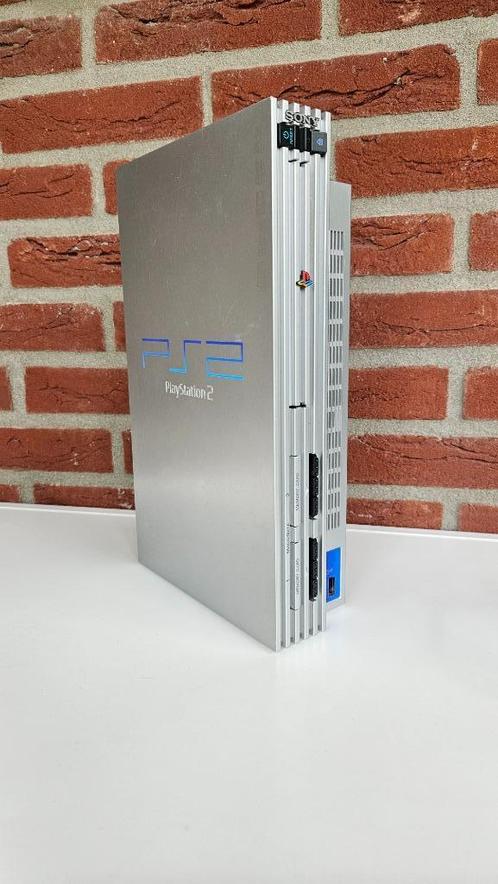 PlayStation 2 +Controllers(2)+Remote control+Camera+Games..., Spelcomputers en Games, Spelcomputers | Sony PlayStation 4, Zo goed als nieuw