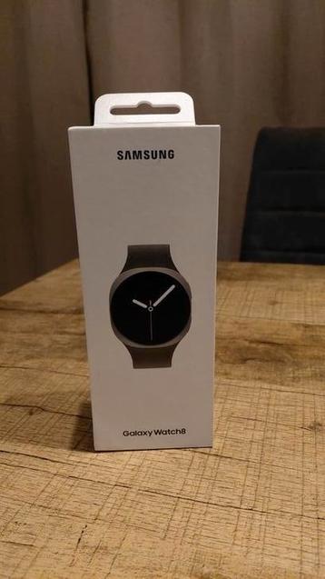 Samsung Galaxy Watch8 smartwatch  beschikbaar voor biedingen