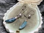 ANTIEKE ZILVER OORHANGERS MET BLAUWE EDELSTEEN PEGELS, Sieraden, Tassen en Uiterlijk, Verzenden, Zilver, Oorbellen