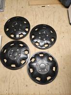 Winterbanden + Wieldoppen Toyota Aygo, Auto-onderdelen, Ophalen, 14 inch, Gebruikt, 155 mm