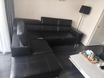 Zwarte bankstel te Koop! beschikbaar voor biedingen