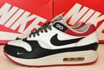 Nike Air Max 1 ID White/Black/Red mt. 43, Kleding | Heren, Overige kleuren, Nike, Ophalen of Verzenden, Sneakers of Gympen