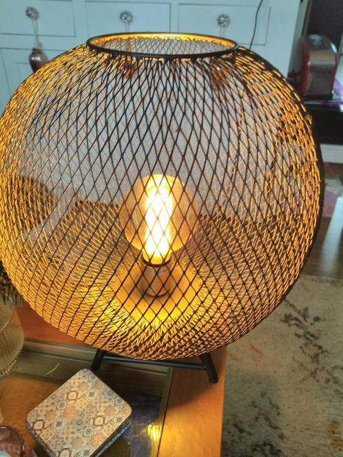 industriële driepoot tafellamp, Huis en Inrichting, Lampen | Tafellampen, Zo goed als nieuw, Minder dan 50 cm, Metaal, Ophalen of Verzenden
