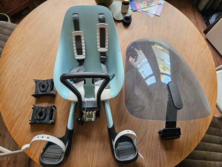 Urban Iki Voorzitje met Windscherm + Adapters, Fietsen en Brommers, Fietsaccessoires | Fietsstoeltjes, Gebruikt, Ophalen of Verzenden