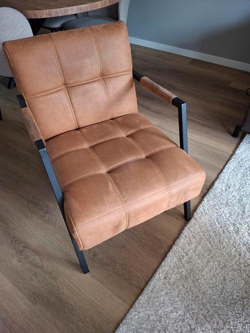 Leuke cognac kleur fauteuil 2 stuks, Huis en Inrichting, Stoelen, Zo goed als nieuw, Twee, Ophalen
