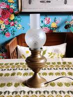 Sfeervolle Franse vintage lamp, messing met geslepen matglas, Ophalen of Verzenden