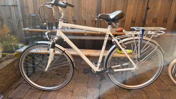 Cumberland Tracer, 24 versnellingen, frame 57cm beschikbaar voor biedingen