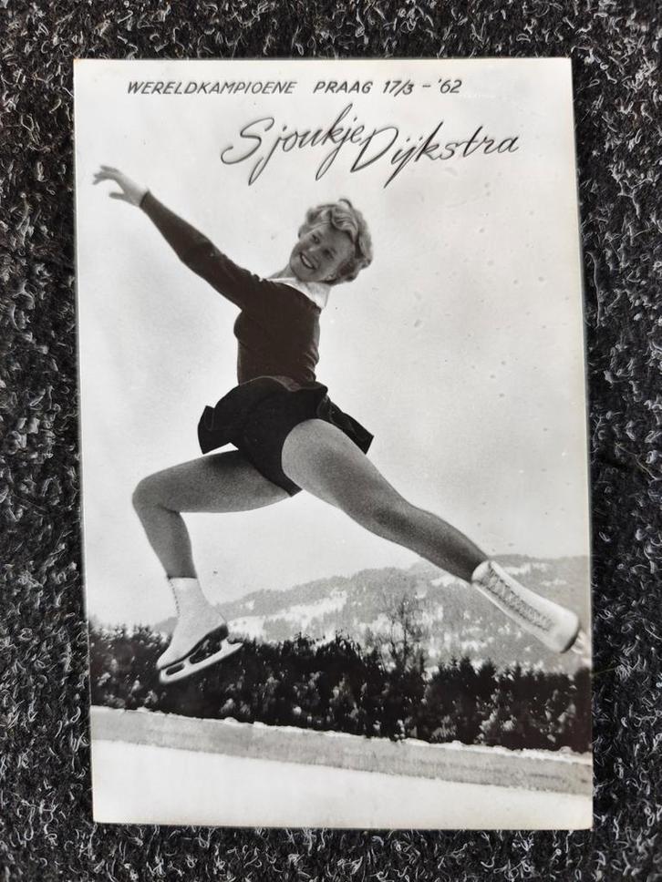 Sjoukje Dijkstra - Fotokaart Wereldkampioene 1962, Verzamelen, Sportartikelen en Voetbal, Gebruikt, Ophalen of Verzenden