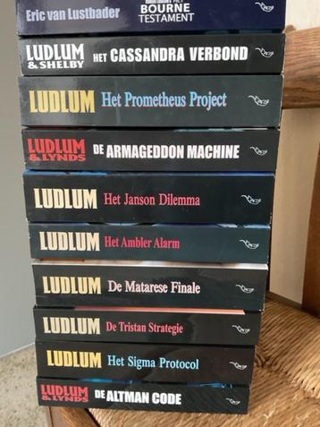 10 boeken van Robert LudLum beschikbaar voor biedingen