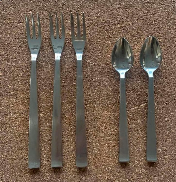 Sola GZ Cora fruitvork(3) en koffielepel (2), Antiek en Kunst, Antiek | Bestek, Verzenden