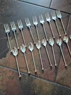 Vintage Zilveren (zilverkleurige) Lepels en gebaksvorken Set, Ophalen of Verzenden