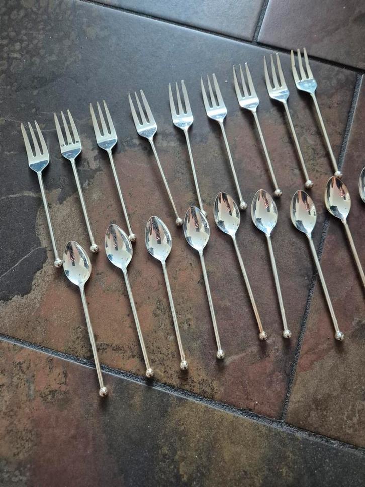 Vintage Zilveren (zilverkleurige) Lepels en gebaksvorken Set, Antiek en Kunst, Antiek | Bestek, Ophalen of Verzenden