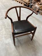 Wishbone Chair - Donkerbruin Leer - Showroommodel, Ophalen of Verzenden