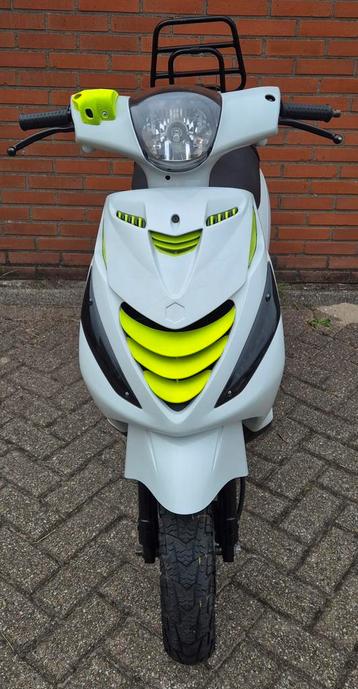 VERSE ZIP2000 (70KM/H +123) beschikbaar voor biedingen