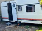 Caravan Bürstner Club, Dwars-stapelbed, Bedrijf, Luifel, Bürstner