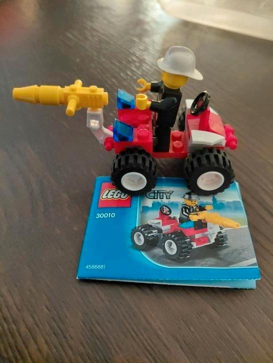 Lego 30010 brandweer spuit auto, Kinderen en Baby's, Speelgoed | Duplo en Lego, Gebruikt, Lego, Ophalen of Verzenden