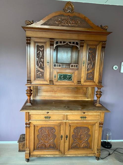 Antieke handgemaakte kast van eik, Antiek en Kunst, Antiek | Meubels | Kasten, Ophalen