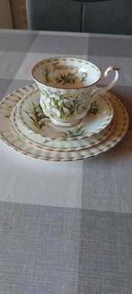 Royal Albert verjaardagset Januari, Antiek en Kunst, Antiek | Servies los, Ophalen of Verzenden