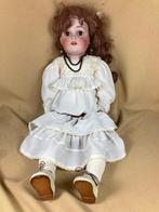 Antieke pop met gouden oorbellen Simon & Halbig K & R, Ophalen of Verzenden