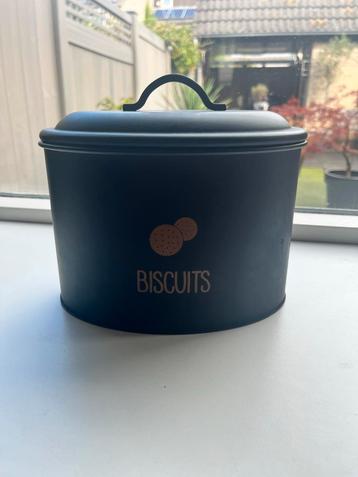 Zwarte Biscuit Trommel - 20cm Breed, 15cm Hoog beschikbaar voor biedingen