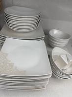 serviesset beige kleur, Antiek en Kunst, Ophalen of Verzenden