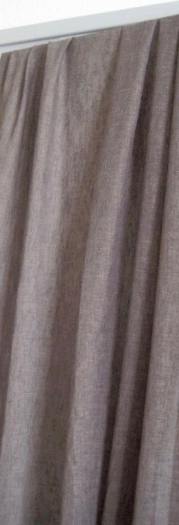 2 LANGE MOOIE TAUP/LICHTBRUIN KLEURIGE GORDIJNEN NIEUW beschikbaar voor biedingen