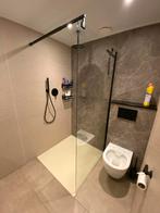 Glazen Douchewand met Zwarte Accenten, Huis en Inrichting, Badkamer | Badkamermeubels, Ophalen, Overige typen, 50 tot 100 cm, Zo goed als nieuw