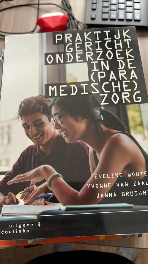 Praktijkgericht onderzoek in de (paramedische) zorg, Boeken, Wetenschap, Zo goed als nieuw, Ophalen of Verzenden